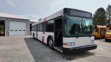 2002 GILLIG Low Floor Bus Transit Buses