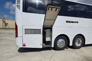 Picture of 2010 Volvo 9700