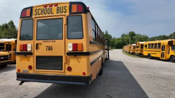 2016 Thomas C2 72P