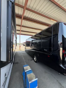 Picture of 2025 Ford E-450 GM28 