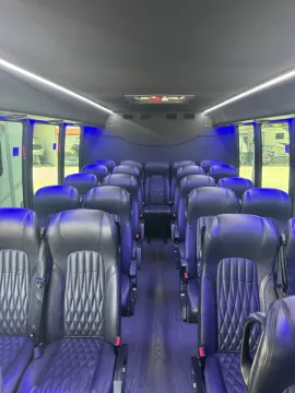 Picture of 2025 Ford E-450 GM28 