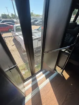 2016 Ford F650 Shuttle Bus