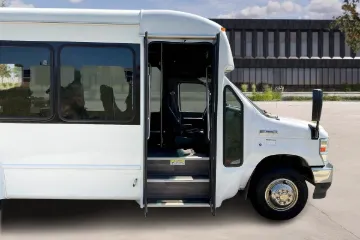 Picture of 2022 Ford E350 Shuttle Bus