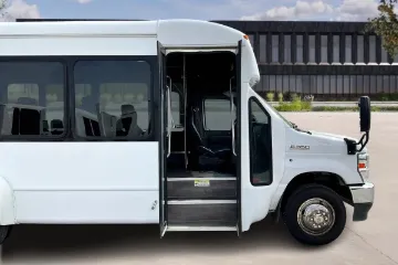 Picture of 2022 Ford E350 Shuttle Bus