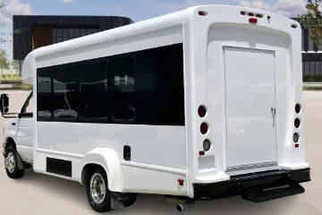 Picture of 2022 Ford E350 Shuttle Bus