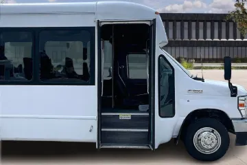 Picture of 2022 Ford E350 Shuttle Bus
