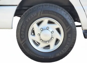 Picture of 2011 Ford E350 Super Duty Passenger Van
