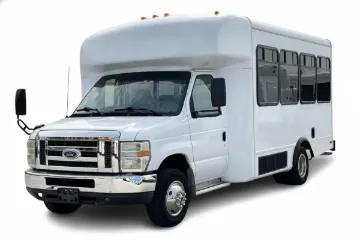 Picture of 2010 Ford E450 Shuttle Bus