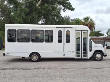 2017 Ford E450 Champion ADA Shuttle Bus