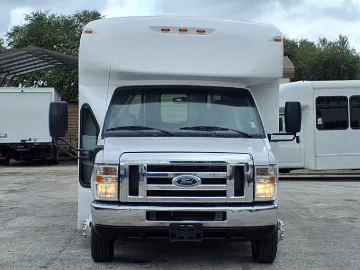2017 Ford E450 Champion ADA Shuttle Bus