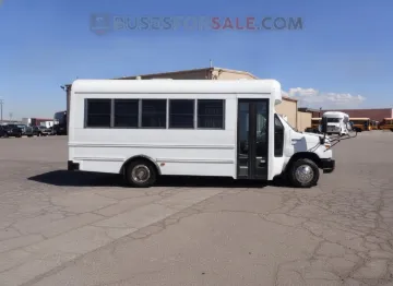 Picture of 2013 Starcraft Prodigy Shuttle Bus