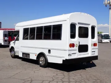 Picture of 2013 Starcraft Prodigy Shuttle Bus