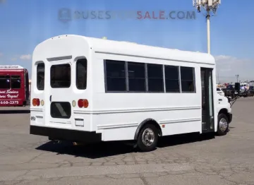 Picture of 2013 Starcraft Prodigy Shuttle Bus