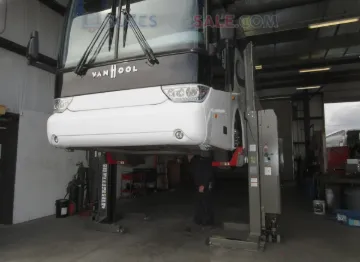 Picture of 2011 Thomas Built Saf T Liner Lift Equipped ADA School Bus