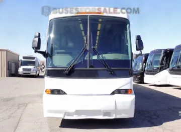 Picture of 2005 MCI J4500 Coach Coach Bus