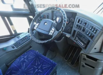 Picture of 2005 MCI J4500 Coach Coach Bus