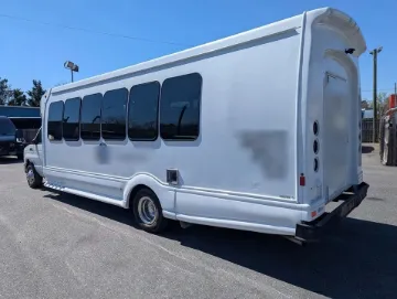 Picture of 2017 Ford E450 Shuttle Bus