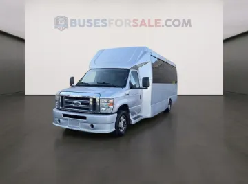 Picture of 2016 Ford E-450 Shuttle Bus