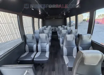 Picture of 2016 Ford E-450 Shuttle Bus