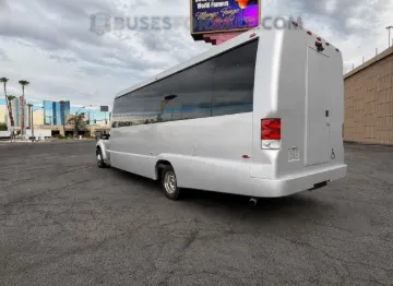 Picture of 2016 Ford F-550 Shuttle Bus ADA