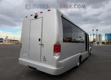 Picture of 2016 Ford F-550 Shuttle Bus ADA