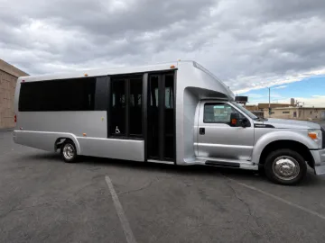 Picture of 2016 Ford F-550 Shuttle Bus ADA