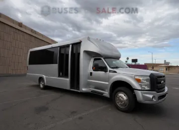 Picture of 2016 Ford F-550 Shuttle Bus ADA