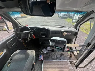 Picture of 2002 Chevrolet Express 3500 Girardin Shuttle Bus