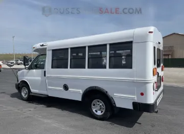 Picture of 2018 Chevrolet Girardin Express 3500 Commercial Bus Mini Bus