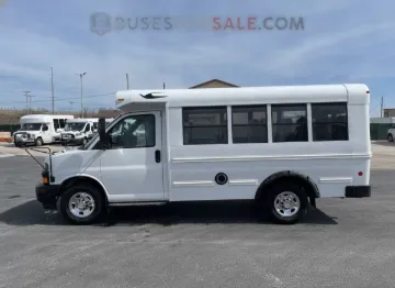 Picture of 2018 Chevrolet Girardin Express 3500 Commercial Bus Mini Bus