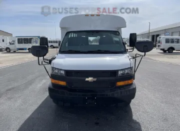 Picture of 2018 Chevrolet Girardin Express 3500 Commercial Bus Mini Bus