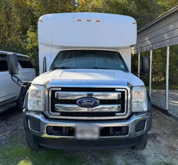 Picture of 2015 F550 Starcraft Xl Shuttle Bus