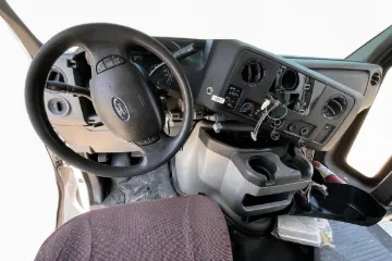Picture of 2016 Ford E450 Shuttle Bus