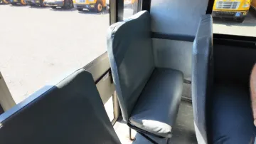 2011 Thomas C2 81P 