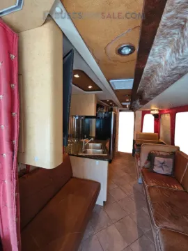 Picture of 2003 Prevost XLII Motorhome