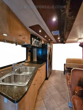 Picture of 2003 Prevost XLII Motorhome
