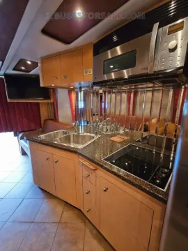 Picture of 2003 Prevost XLII Motorhome