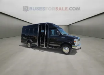 Picture of 2016 Ford E350 Turtle Top Shuttle Bus