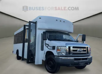 Picture of 2016 Ford E-450 Shuttle Bus