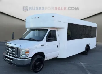 Picture of 2016 Ford E-450 Shuttle Bus
