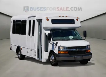 Picture of 2018 Chevrolet C4500 Champion Shuttle Bus ADA