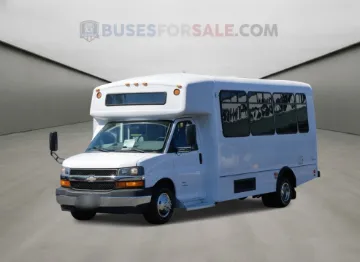 Picture of 2018 Chevrolet C4500 Champion Shuttle Bus ADA