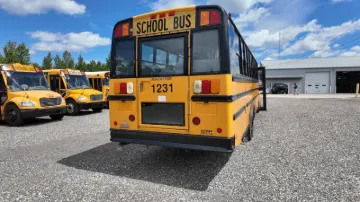 2012 Thomas C2 72P