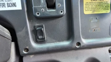 2012 Thomas C2 72P
