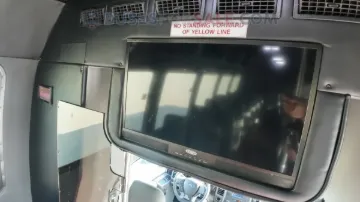 Picture of 2017 Ford F550 Elkhart Shuttle Bus
