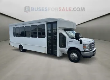 Picture of 2015 Ford Turtle Top E450 Shuttle Bus