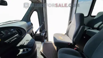 Picture of 2008 Ford E450 Goshen Coach Shuttle Bus ADA