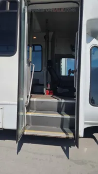 Picture of 2008 Ford E450 Goshen Coach Shuttle Bus ADA