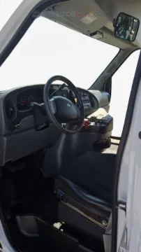 Picture of 2008 Ford E450 Goshen Coach Shuttle Bus ADA