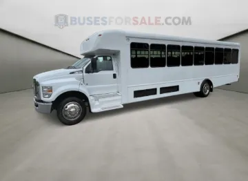 Picture of 2027 Ford F650 Starcraft Xlt Shuttle Bus